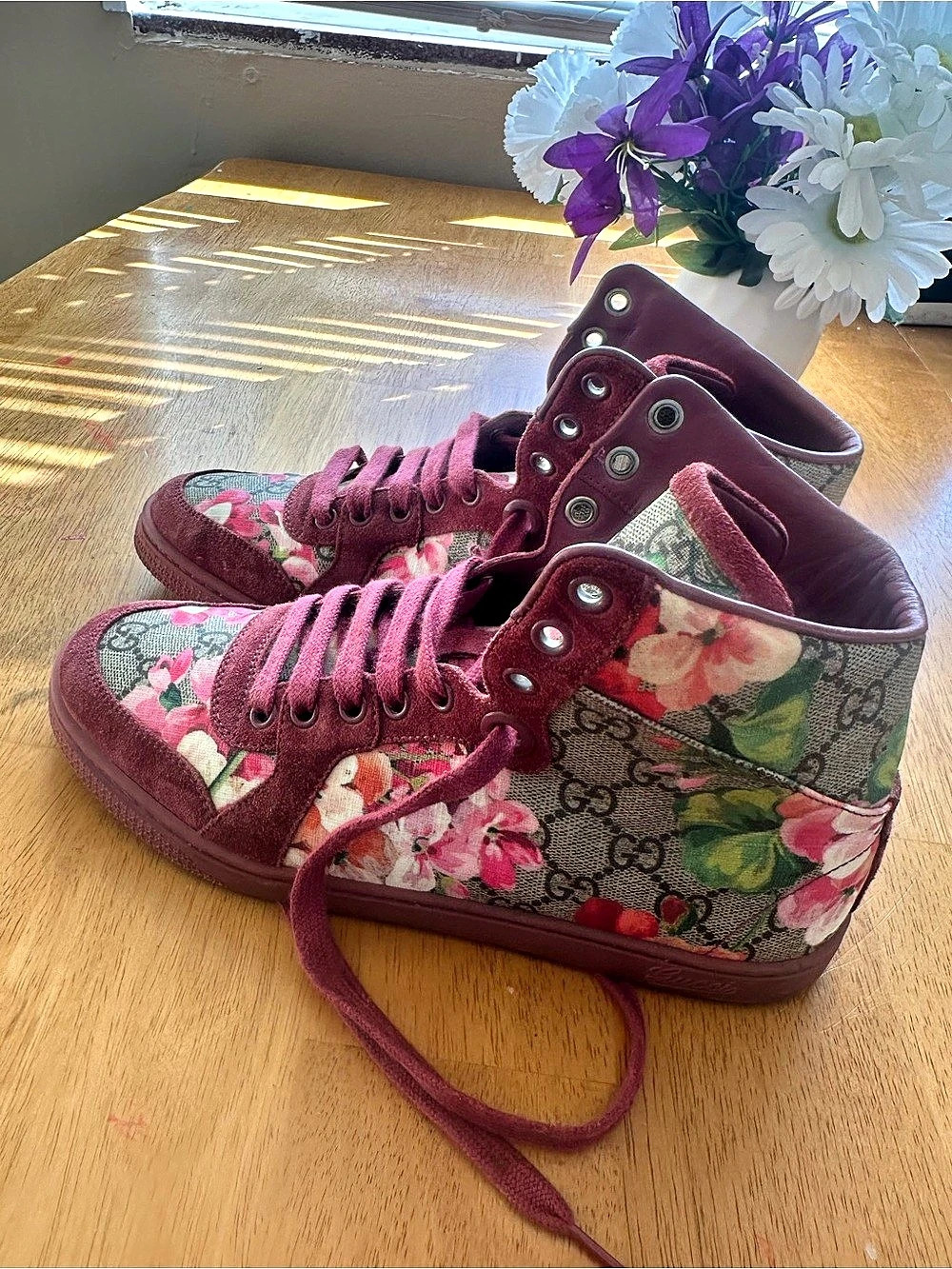 Gucci GG Supreme Blooms High-Top Sneaker Sneakers Burgundy & Green
